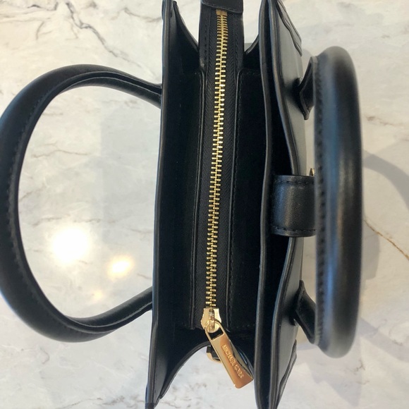 Michael Kors Gabby small satchel - Picture 4 of 7